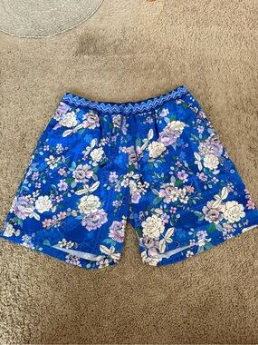Johnny Was Men’s Dove Swim Trunks Blue Floral Size Large NWT